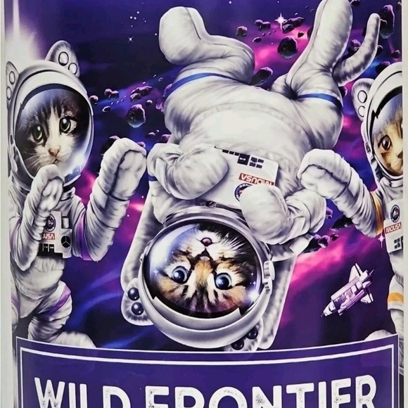 WILD FRONTIER PLUSH THROW WILDERNESS SPACE CATS ASTRONAUT 50" X 60" Soft - Picture 8 of 8